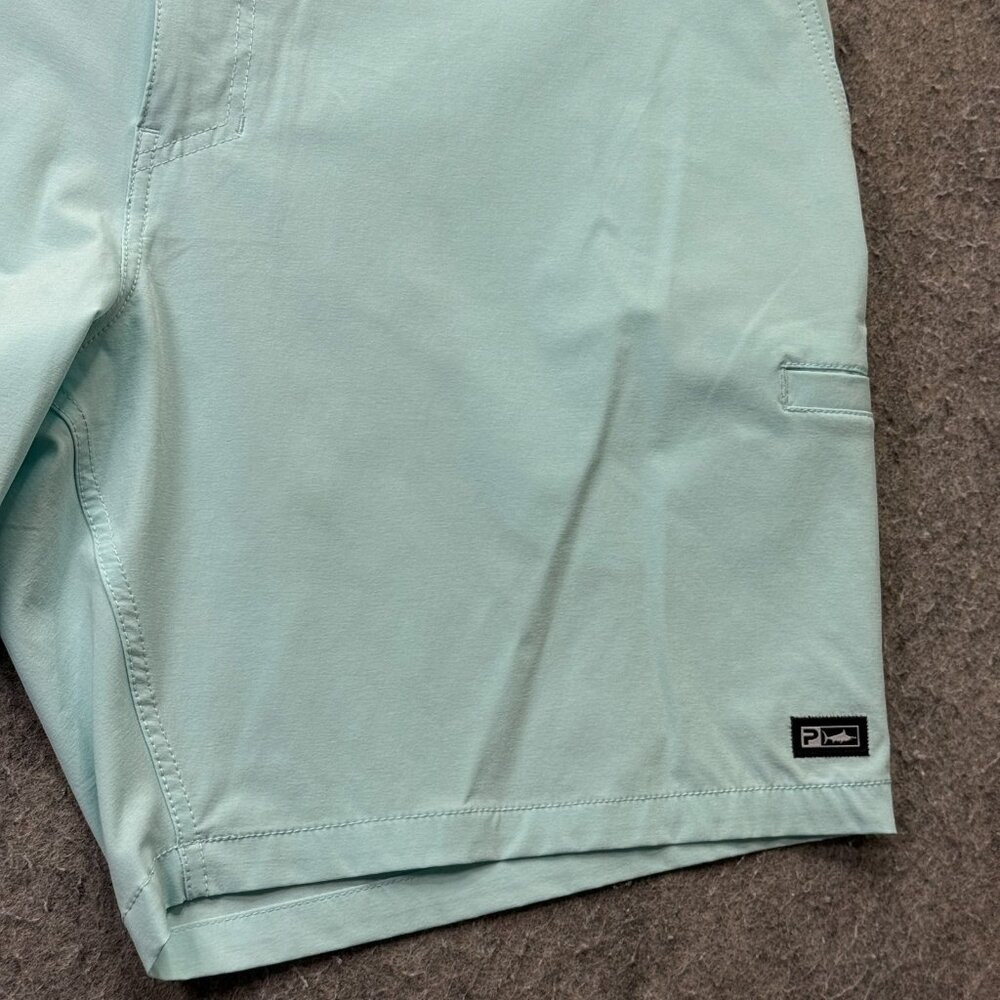 Pelagic Mako Hybrid Fishing Shorts Men 40 Blue Solid Stretch Performance 8" - Picture 4 of 14